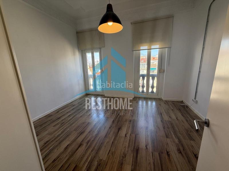 Foto 5aa6c022-80e1-439c-bd4b-04c9ee3b2211. Miete appartement in Gran Via Valencia