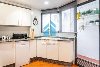 Apartamento en Mont Olivet. Amplio y luminoso piso a metros de ruzafa y cerca del jardín del