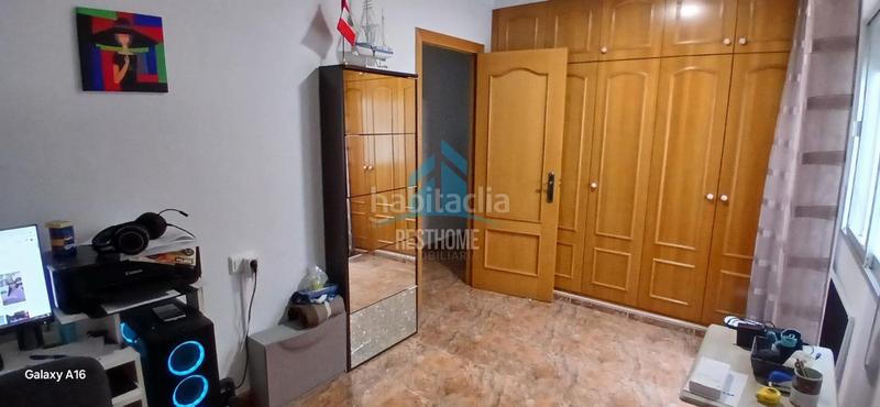 Foto be5639fd-a9cc-489b-8d2b-dde6aa1cb601. Appartamento con riscaldamento in Plaza Elíptica - República Argentina Gandia