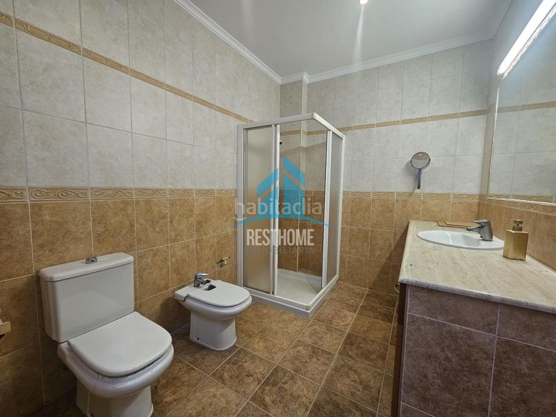 Foto 00c3d72d-8eeb-4e23-b761-d0284a6711d6. Casa adossada amb calefacció a Guadassuar