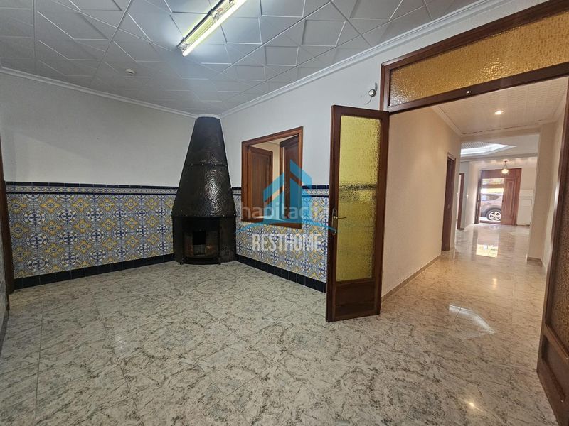 Foto fb04e041-7c70-4a28-b512-6d847b7ed7bd. Casa adossada amb calefacció a Guadassuar