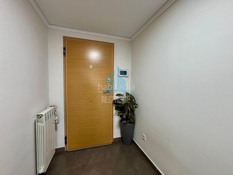 Foto 09c0a49f-d2a5-4e02-ac3d-15becaa993c4. Casa aparellada amb aparcament piscina a Daimús