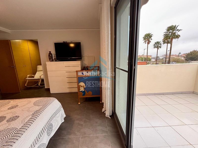 Foto 1e921b4d-5c0c-4af4-961d-bb90fcc427d6. Casa aparellada amb aparcament piscina a Daimús