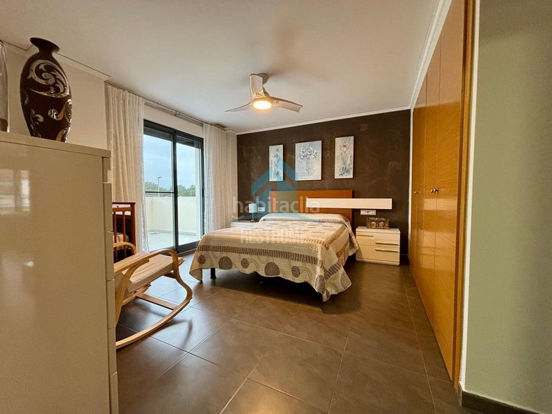 Foto aa5b09de-2f70-4388-9fe3-a3aa6fcbb27a. Casa aparellada amb aparcament piscina a Daimús