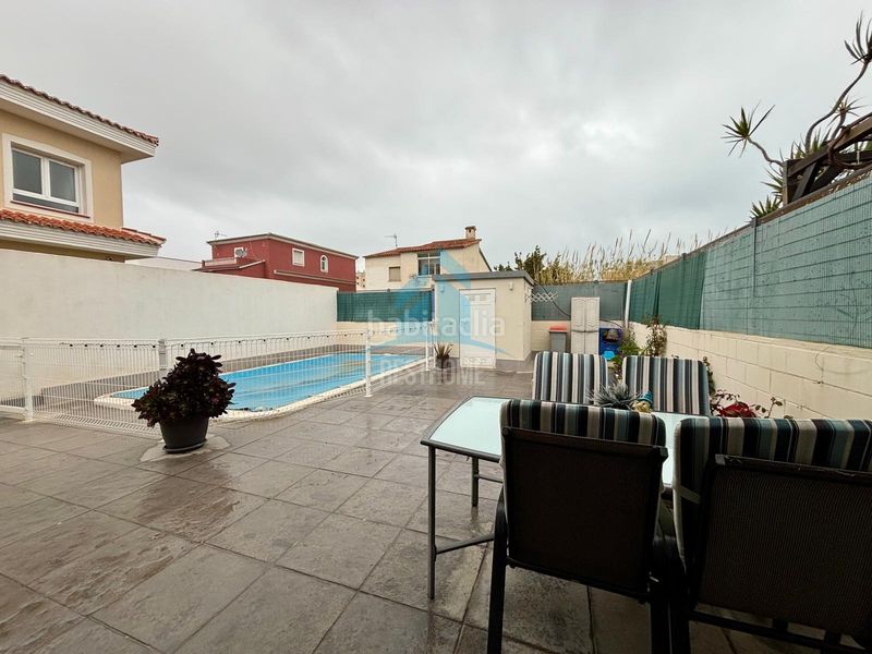 Foto caac7185-1e65-4cbc-9f37-f6ba2c3b4a35. Casa aparellada amb aparcament piscina a Daimús