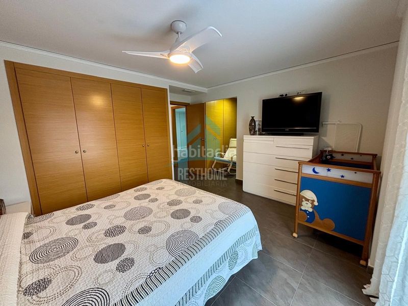 Foto e4561d76-dc43-4bc7-afd0-5f93a3faf567. Casa aparellada amb aparcament piscina a Daimús