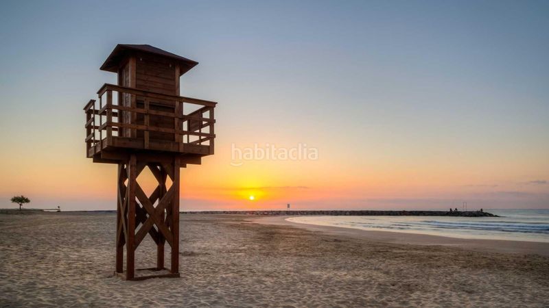 Foto 4279f537-b729-4b8c-b2dc-12ad2d1bafcb. Apartament a playa puerto de Sagunto Sagunt