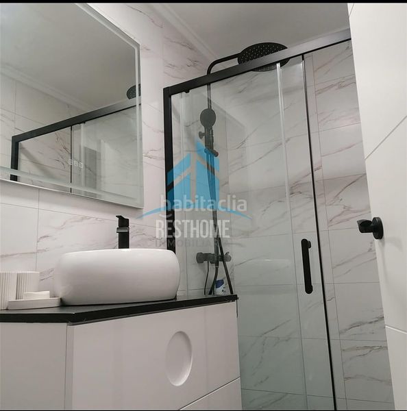 Foto 8021cc0b-17c6-4950-b5ab-2ce56f459bd9. Apartament amb calefacció piscina a Zona Playa del Cura Torrevieja
