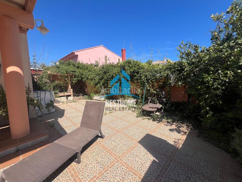 Foto 9116d38a-91ff-4582-ab0a-7561961b3287. Casa adossada amb aparcament a El Marenyet Cullera