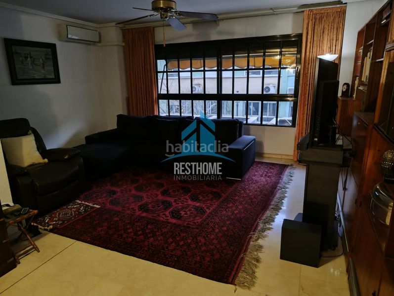 Foto 2e3606be-9dfe-45fe-ae91-ec99ec06f3c0. Pis amb aparcament a Gran Via Valencia