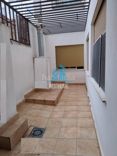 Foto 606f51c4-8837-4f58-bf58-a482e788e6b3. Pis amb aparcament a Gran Via Valencia