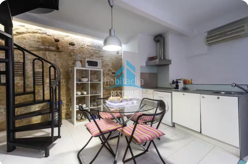 Foto e5b4ec83-59e6-44f9-ae44-05b85f4a5e21. Casa a El Carme Valencia