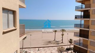 Pis a Racó. Venta piso en primera línea racó