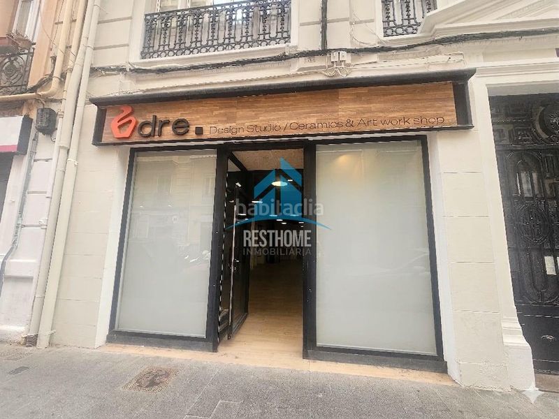 Foto 4646fd45-f942-4dd4-b3c5-28f29f55e307. Local comercial a Russafa Valencia
