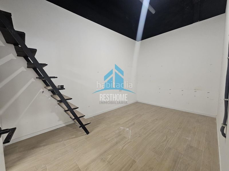 Foto ca9070fe-5433-4daf-909b-fc434e39e910. Local comercial a Russafa Valencia