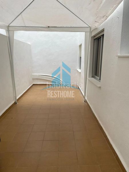 Foto e1f9be12-e002-401f-b1c5-01d9a68320a7. Pis amb aparcament a Centro Histórico Gandia