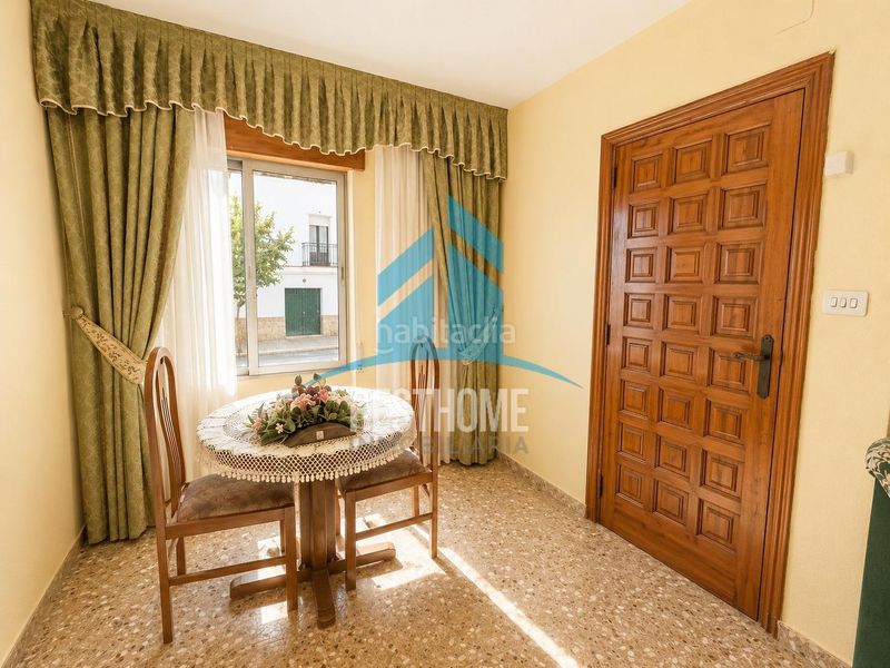 Foto 791dc0a2-fa91-4179-b5a2-7394e7ae20e0. Casa adossada amb aparcament a Alborea