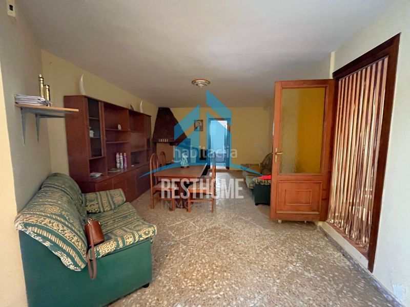 Foto 8afeef1e-5b40-4e3c-a276-dc2a8c4d1bd0. Casa adossada amb aparcament a Alborea