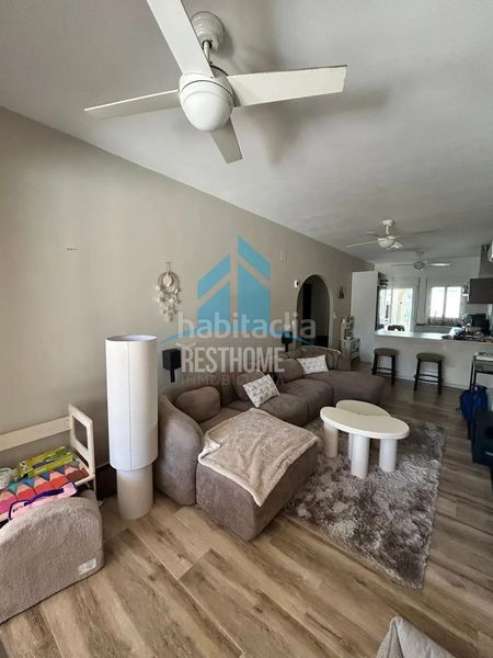 Foto 48d7a058-8087-49b5-83b9-1c1913b57538. Casa adossada amb aparcament piscina a Pinar de Advocat-Cometa Moraira