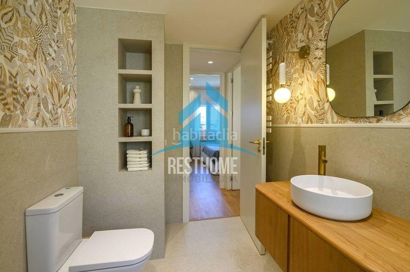 Foto a2c376f4-a0ef-4028-9d83-8a4103edf4d9. Apartament amb calefacció a Russafa Valencia