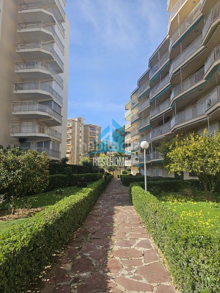 Foto eabdd029-9bee-40b1-9461-ed03aaf3b96e. Pis amb aparcament a Playa de Gandía Gandia