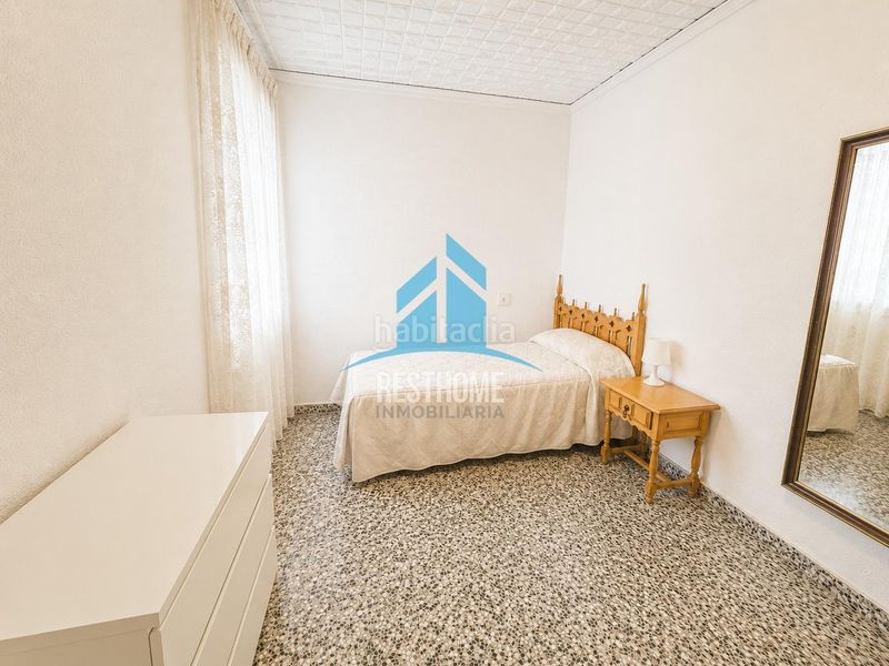 Foto c6a68098-f27c-4e32-97df-23d240c1f8c7. Pis a pueblo de Cullera Cullera