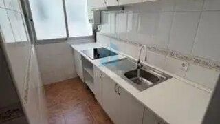 Pis  Calle calle pintor segrelles. Piso de 3 dormitorios con balcón en gandia, ideal para vivir o i