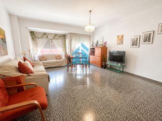 Pis  Riu. Oportunidad piso centrico en cullera