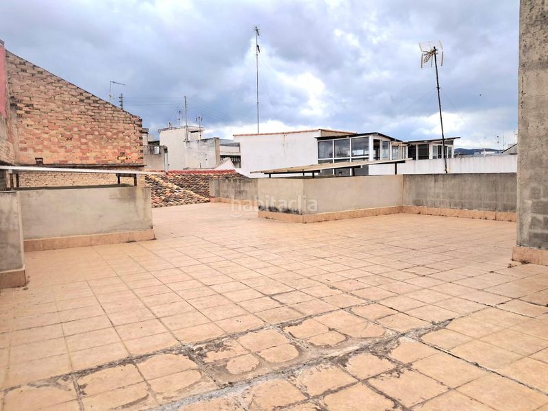 Foto 0eddc3e8-c1a7-4a96-8cd4-0d0915ac8e4c. Edificio in Caputxins Alzira