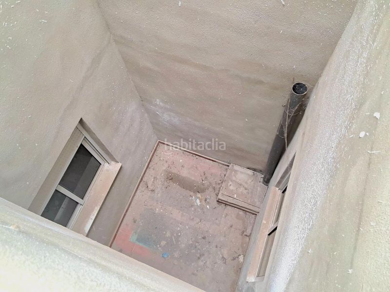 Foto c38fcaf1-01d7-4ad0-a069-6fb4df4cc997. Edificio in Caputxins Alzira