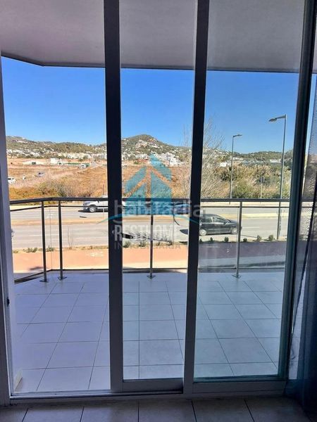 Foto 0479cb56-822d-42a7-a6b4-d20109737d24. Apartament amb calefacció aparcament piscina a Marina Botafoc-Talamanca Ibiza