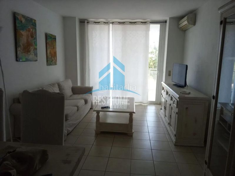 Foto cb29048d-23dc-445e-b34e-20ed3d6a9049. Apartament amb calefacció aparcament piscina a Marina Botafoc-Talamanca Ibiza