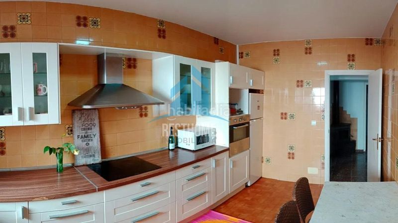 Foto 5f07293a-e645-49d6-82fd-4716687fe95d. Towny house with parking in Santa Eulària des riu Santa Eulària