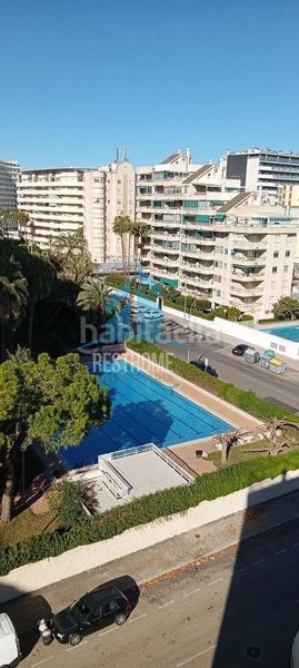 Foto b5fd1715-4e17-4f0b-9a6f-b4c4dca24256. Àtic amb piscina a Playa de Gandía Gandia