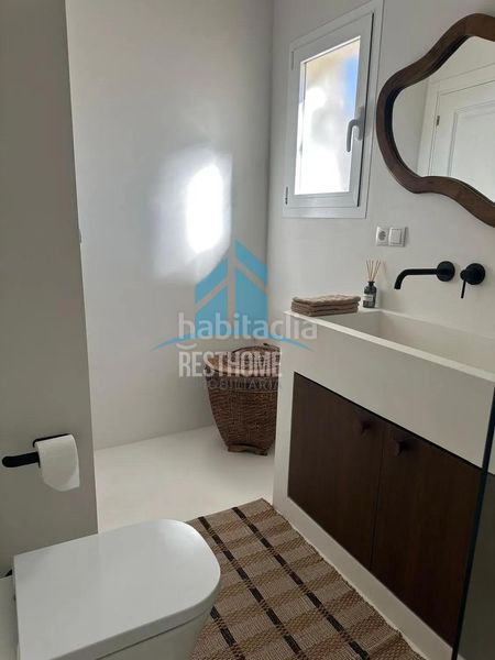 Foto 249e99e1-00e1-486f-aa1a-11263945c41d. Xalet amb aparcament piscina a Cala Advocat-Baladrar Benissa