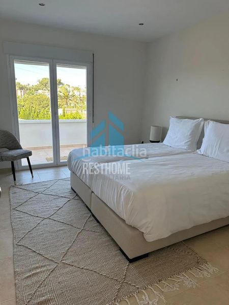 Foto fd326e69-cb6d-4e66-a40c-8f5402961a70. Xalet amb aparcament piscina a Cala Advocat-Baladrar Benissa