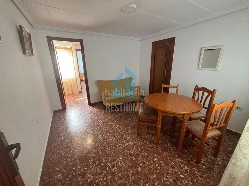Foto b02d5374-920b-44a5-bdd8-a9b0f78667f9. Pis a pueblo de Cullera Cullera