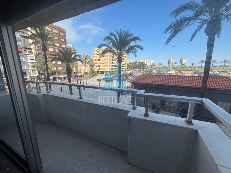 Foto ea9d4fd4-8681-4a9b-b802-8ac45fbbd16d. Pis a pueblo de Cullera Cullera