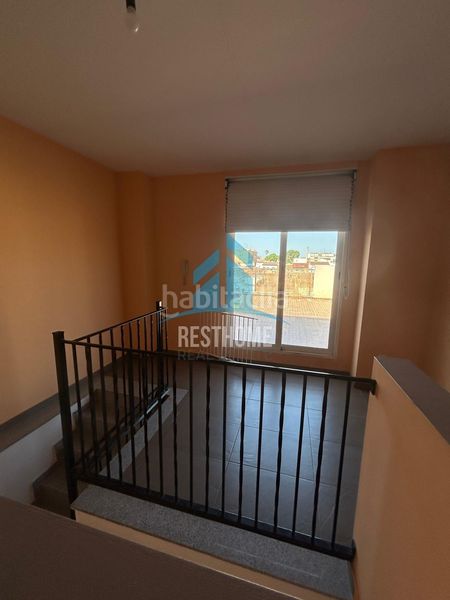 Foto a9e43a3d-3edc-466f-bd94-761119b97cdf. Àtic amb aparcament a Alcúdia de Crespins (l´)