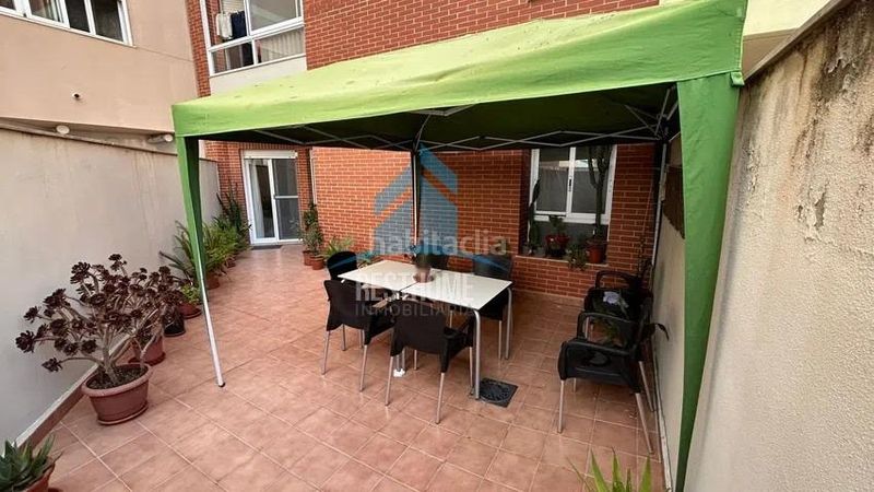 Foto ae0f656c-1088-4838-9357-7c90364cfb26. Pis a pueblo de Cullera Cullera