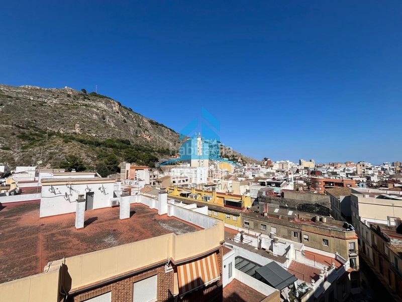 Foto bd4146dc-731e-406e-a17d-20496f4f444c. Pis a pueblo de Cullera Cullera