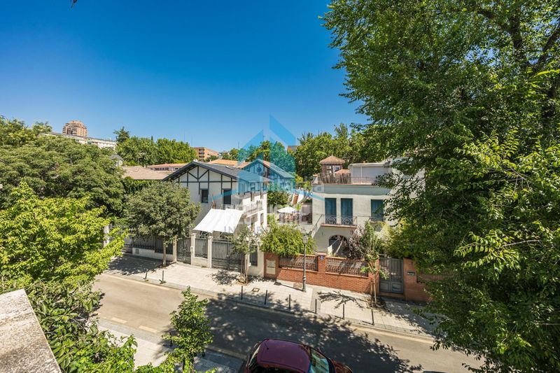 Foto e575d649-ed52-41fe-8536-fdace0eb36da. Casa amb calefacció a Niño Jesús Madrid