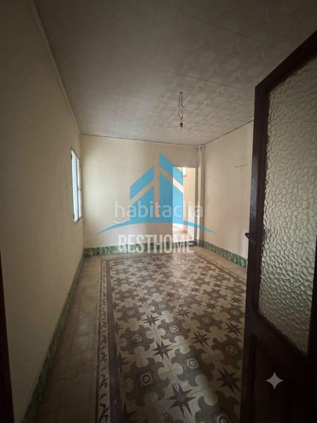 Foto d0ec74eb-6163-4e22-945f-d03a5af09a7a. Pis a Carcaixent