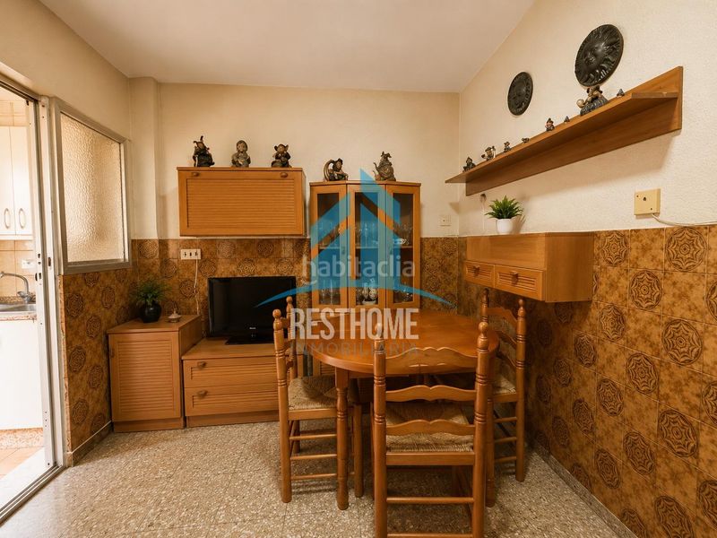 Foto 92267ee1-92ae-43b7-a5b5-876f64778966. Planta baixa a Silla