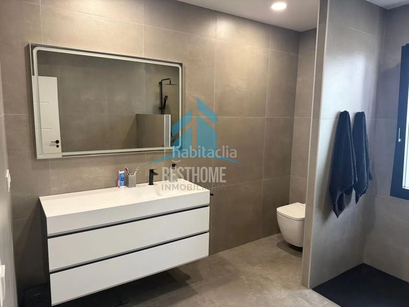 Foto b8f5f4bd-b2e4-4352-ba03-a72d7f42de34. Xalet amb calefacció aparcament piscina a Oliva playa Oliva