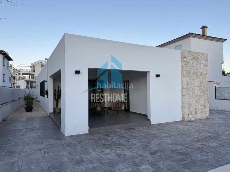 Foto cf81407e-0e90-4818-a4bc-90f033063dd0. Xalet amb calefacció aparcament piscina a Oliva playa Oliva
