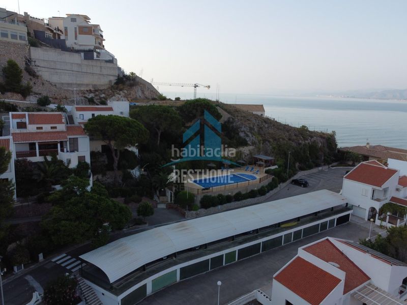 Foto 2f58a5fe-37cd-4df7-975b-b556c3281fff. Xalet amb aparcament piscina a El Faro Cullera