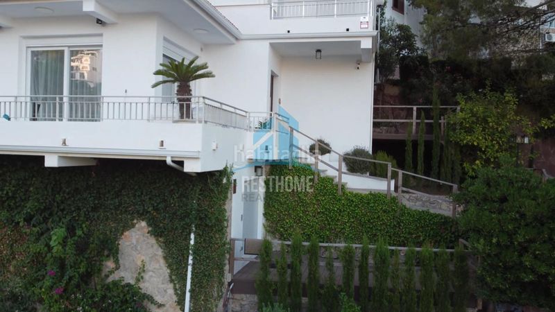Foto 587edbef-3be4-4e95-9edc-b5c54d127675. Xalet amb aparcament piscina a El Faro Cullera