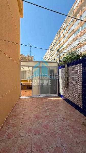 Foto 141ff1fd-69a3-4083-93a4-664f9e9be34b. Casa amb calefacció aparcament a Los Europeos Torrevieja