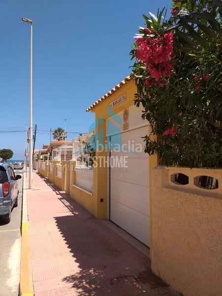 Foto 56c31872-e36a-4eb4-8535-3d9332a71f4e. Casa amb calefacció aparcament a Los Europeos Torrevieja